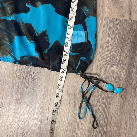 Karen Kane silk blouse - Picture 10 of 13